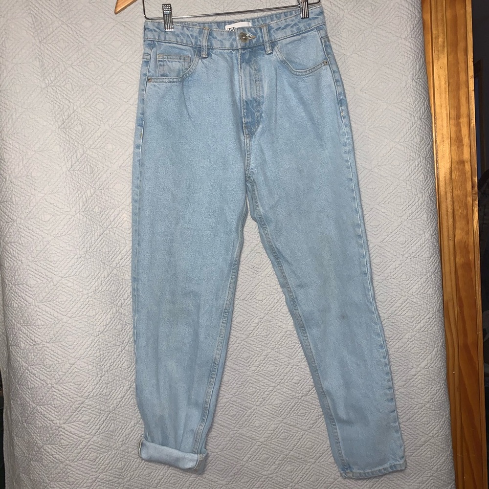 Zara Mom Jean light wash